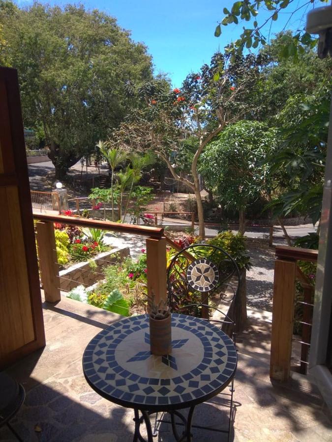 Bed and Breakfast Les Antigones Port Mathurin Exterior foto